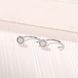 Orecchini a Perno Minimalisti Lucidi, Eleganti Gioielli per Orecchio da Donna, per Uso Quotidiano, Outfit Casual, Idea Regalo - Product Image 5