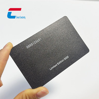 Cartes NFC en métal argenté brossé de luxe personnalisées, cartes de membre en métal noir NFC