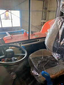 Nouvelles roues d'<span class=keywords><strong>excavatrice</strong></span> avec fonction de commutation en mode brosse ou aspirateur : un véhicule de nettoyage efficace - Product Image 4