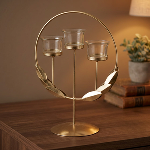 Candelabro Dorado Opulento de Hierro Hecho a Mano, Ecológico y Duradero, con Tres Portavelas de Vidrio y Diseño de Hojas para Decoración del Hogar - Product Image 5