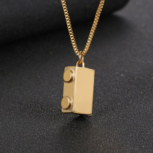 Collar de bloques de construcción de acero inoxidable 3D geométrico creativo para hombres y mujeres - Product Image 1