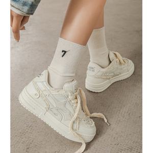 High Quality Luxury Designer Sports Shoes for Women Fashionable <strong>Plimsolls</strong> for Ladies Casual Shoes for Women - Product Image 3