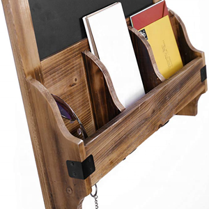 Étagère murale rustique en bois brûlé <span class=keywords><strong>organisateur</strong></span> de <span class=keywords><strong>courrier</strong></span> d'entrée <span class=keywords><strong>mural</strong></span> avec panneau de tableau noir et crochets à clés étagères flottantes en bois - Product Image 3
