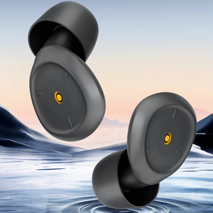 Tappi per le orecchie in Silicone colorati confortevoli per la sicurezza con cancellazione del rumore riutilizzabili per la protezione dell'udito, incluso un <span class=keywords><strong>orecchio</strong></span> sostitutivo Extra - Product Image 1