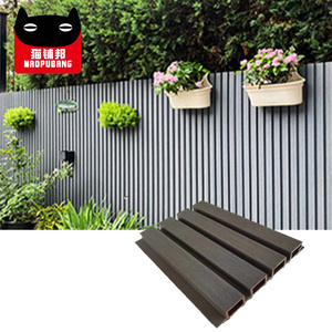Panneaux muraux cannelés verticaux en WPC Revêtement mural à lamelles en composite de <span class=keywords><strong>bois</strong></span> et plastique pour l'extérieur 3 acheteurs - Product Image 5