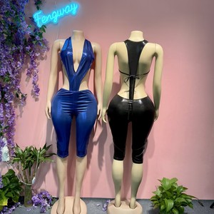 Conjunto de 2 piezas de moda para mujer 2026: Body sexy sin espalda sin mangas de seda con cuello halter y pantalones capri a juego para discoteca - Product Image 2