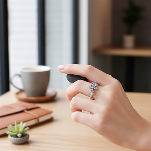 Vendita calda argento acciaio inossidabile di tendenza anelli di moda per ragazze farfalla teschio zircone gioielli taglio ovale intarsio forma numero - Product Image 3