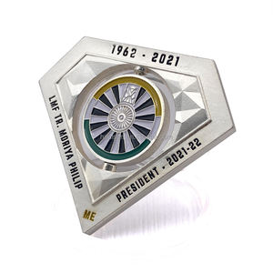 Monete commemorative con rotazione in smalto morbido a forma di diamante con moneta girevole placcata bicolore personalizzata da 50mm - Product Image 6