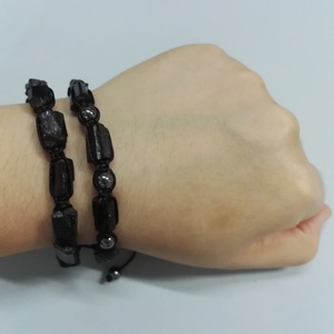 Bracciale Unisex regolabile in macramè Energy Bracciale 6mm curativo nero naturale grezzo tormalina ruvida nero con perline fini - Product Image 1