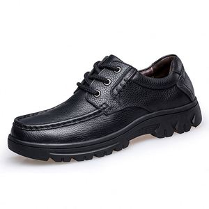 Chaussures à lacets pour hommes grande taille, semelle épaisse en caoutchouc, tige en cuir véritable et maille, tendance mode, décontractées, pour l'extérieur, affaires et formelles - Product Image 4