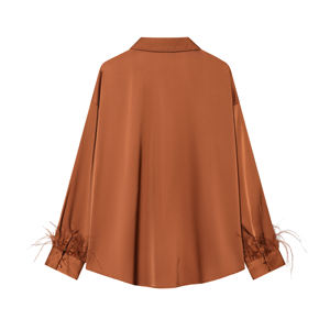 Camicetta da Donna in Raso Oversize con Colletto Rovesciato, Bottoni, Maniche Lunghe e Piume, Colore Arancione, Stile Casual e alla Moda - Product Image 2