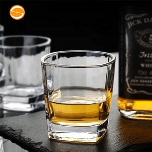 Gobelet Transparent pour café, eau ou whisky, gobelet en verre avec motif gaufré, style européen, vente en gros - Product Image 3