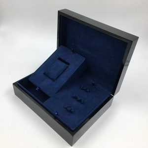 2019 nueva <span class=keywords><strong>Caixa</strong></span> Para reloj de <span class=keywords><strong>la</strong></span> joyería de almacenamiento caja de <span class=keywords><strong>la</strong></span> elegante caja de reloj de pulsera regalo caja organizador pantalla Saat Kutusu de - Product Image 2