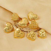 Boucles d'oreilles clous cœur rétro style Instagram euro-américain, tendance, en acier inoxydable électroplaqué, sensation de luxe de niche, pour le marché international