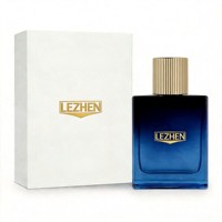Parfum de luxe international unisexe pour homme et femme, inspiré des senteurs arabes du Moyen-Orient et de Dubaï, aux notes fruitées, de jacinthe, d'ambre, de gardénia et d'ébène, pour l'extérieur