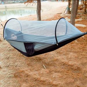 <span class=keywords><strong>Hamaca</strong></span> colgante <span class=keywords><strong>Plegable</strong></span> <span class=keywords><strong>ligera</strong></span> portátil para exteriores con mosquitera columpio viaje senderismo Camping <span class=keywords><strong>hamaca</strong></span> colgante duradera cama - Product Image 6