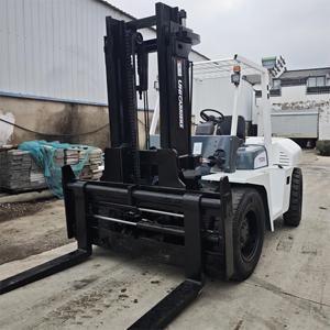 Montacargas TCM FD80 Usado de 6t con Desplazador Lateral Hidráulico y Mástil de Dos Etapas en Venta - Product Image 5