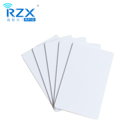 Cartes PVC vierges blanches MIFARE Classic 1K 13,56 MHz ISO14443A RFID fabriquées à Shenzhen