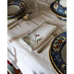 Linen <b>Tablecloth</b> <b>Embroidered</b> with Buttercups with 12 Napkins - Product Image 5