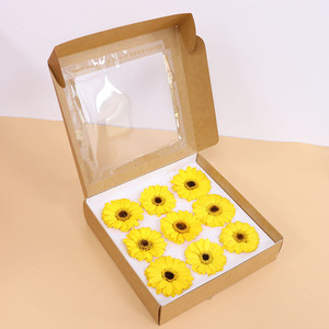 Boîtes cadeaux <span class=keywords><strong>de</strong></span> gerberas éternelles en gros, fleurs préservées pour la fête des mères, la Saint-Valentin, la remise des diplômes, Noë<span class=keywords><strong>l</strong></span>, faites à la main - Product Image 4