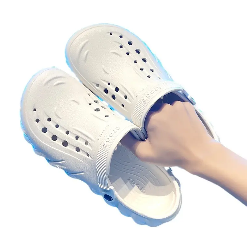 Desain baru pencetakan mewah musim panas sepatu lubang pantai pria sandal Eva tren Fashion sepatu bakiak Taman