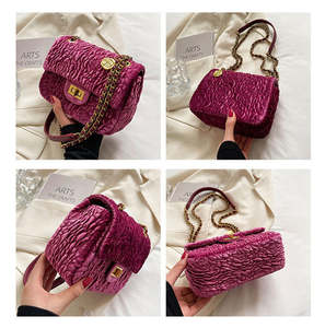 Bolso de hombro moderno para mujer, bolso cruzado clásico con textura floral para mujer - Product Image 3