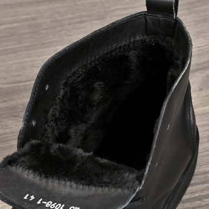 Bottes Martin pour hommes en cuir véritable, bottines à bout rond, à lacets, doublure en fourrure isolante pour l'hiver, semelle en caoutchouc, couleur unie - Product Image 4
