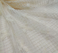 Magnifique tissu en maille de polyester brodé de style français, luxe léger, dentelle florale tridimensionnelle, tissu pour robe d'enfant