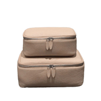 Pochette de maquillage carrée en cuir texturé litchi avec logo personnalisé et fermeture éclair