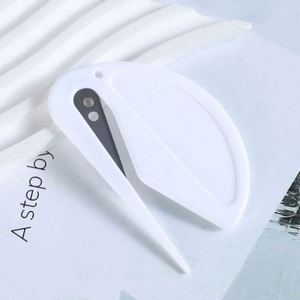 Ouvre-lettre multifonction moderne en PVC avec logo et couleur personnalisés, couteau à papier, sérigraphie, cadeaux promotionnels - Product Image 4