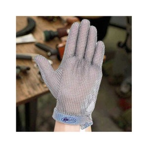 Guantes de carnicero NMsafety Guantes de malla de acero inoxidable Suministros A9 Guantes de mano a prueba de cortes Fabricantes en China - Product Image 1
