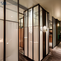 Séparateurs de pièces décoratifs en verre Nouveau design moderne Écran métallique en acier inoxydable Séparateur de restaurant Cloison de décoration
