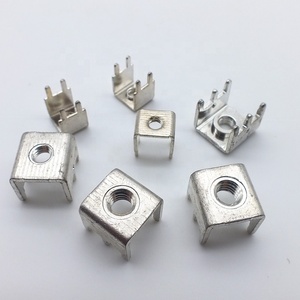 Connecteurs de borne à vis PCB directs d'usine Supports conducteurs en métal Bornes de soudure PCB à courant élevé - Product Image 3