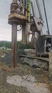 Plateformes de forage Zoomlion d'occasion ZR240C-3 ZR220A, couple rotatif 240Kn.m, plateformes de forage HYDRAULIQUES d'occasion Zr160 Zr200 Zr260 Zr360 Zoomlion - Product Image 3