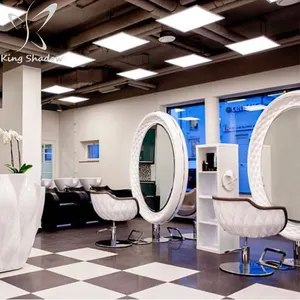 Potongan Rambut Cermin Bundar Mewah Furnitur Salon, Stasiun Cermin Rias Led Besar Terpasang Di Dinding dengan Kursi Penata Rambut