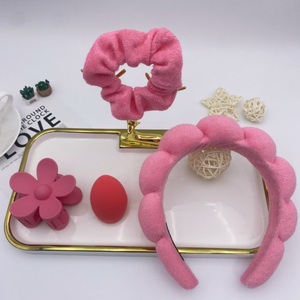 Macaron Color Sponge Headband 4Pcs Set High Puff Face Slimming Sunflower Hair Clip <strong>Scrunchie</strong> Makeup Sponge Daily Skincare Kit - Product Image 2