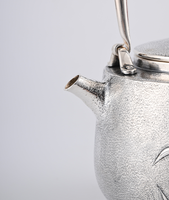 Théière et bouilloire portables en argent pur S999 de 700 ml, résistantes à la chaleur, avec infuseur, artisanat moderne et classique, pour la maison et les professionnels.