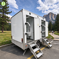 Trailer Toilet Mobile Mewah Goeasy 2 Stasiun, Kamar Mandi Portabel Panel Dinding Ganda untuk Penggunaan Sekolah, Kantor, Rumah Sakit