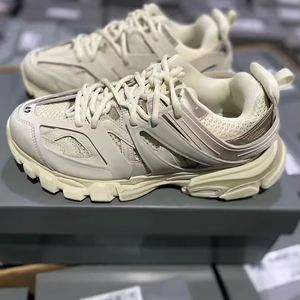 Baskets de luxe haut de gamme 2026 à lacets avec empeigne en maille 3.0 et semelles épaisses tendance – Toutes saisons pour hommes et femmes - Product Image 1