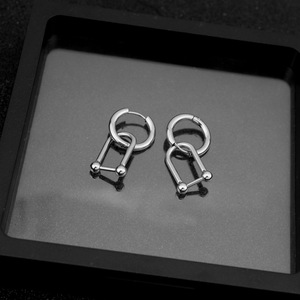 Meilleures ventes 2026 : Boucles d'oreilles pendantes en U au design simple et original, unisexe et tendance, en acier inoxydable, bijoux en gros - Product Image 2