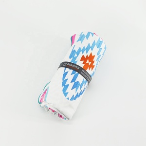 Tùy chỉnh in thăng hoa Microfibre nhanh chóng khô bãi biển Khăn với logo - Product Image 4