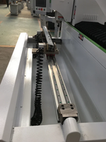 Machine de fraisage CNC pour profilés en aluminium, course de 400 à 3000 mm, adaptée aux profilés en alliage d'aluminium, perçage de portes et fenêtres