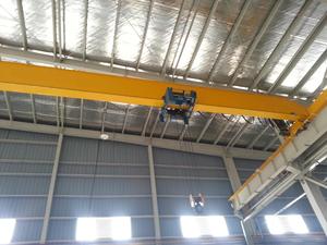Customizable Single Girder <b>Bridge</b> <b>Crane</b> with 20m Lifting Height for Warehouses Material Yards Focused on Core Motor Components - Product Image 4
