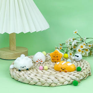 CHENXI Juguetes Novedosos de Simulación de Comida, Blandos y Elásticos, DIY, Pequeños Llaveros Antiestrés, Juguetes Sensoriales de Pan - Product Image 4