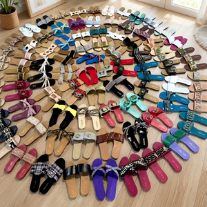 Sandales plates d'été pour femmes avec strass, bout ouvert, dessus en PU, semelle en PVC, décontractées, pour la plage, usage quotidien, nouveauté - Product Image 5