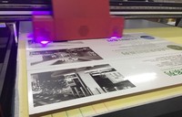 Têtes d'impression industrielles Huaca pour impression numérique à LED UV haute saturation et colorée, respectueuses de l'environnement