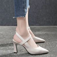 2025 été nouvelles femmes en cuir souple chaussures à talons hauts 34-42 taille pointu Baotou Joker talon épais sans lacet mère sandales automne