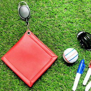 Chiffon de nettoyage de balles de golf minimaliste de style coréen avec anneau de suspension facile à retirer, serviette de nettoyage de clubs de golf en cuir PU - Product Image 2