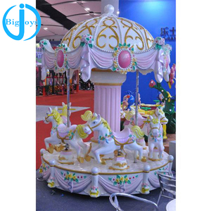 Manège de fête foraine à <span class=keywords><strong>prix</strong></span> abordable pour enfants, carrousel <span class=keywords><strong>royal</strong></span> 6 places pour parc d'attractions en promotion - Product Image 3