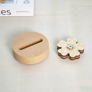 Coupe-fil en bois massif Daisy, outil artisanal, dispositif de coupe de fil de bureau - Product Image 3